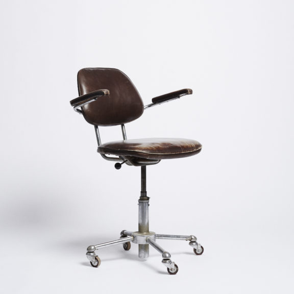 Chair 40 via thelab.dk
